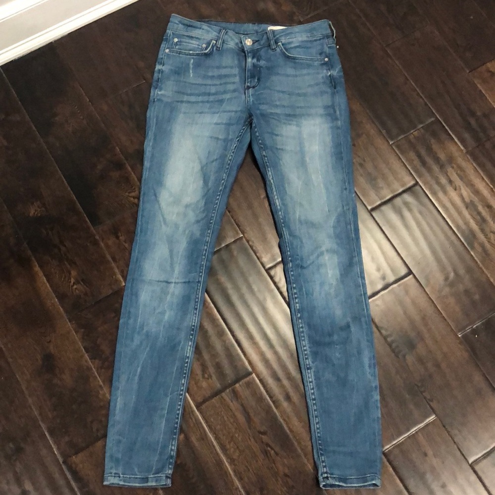 Zara Mid Rise Slim Fit Jeans